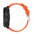 Sidovy av Garmin Fenix 7X Pro med justerbart orange armband i silikon