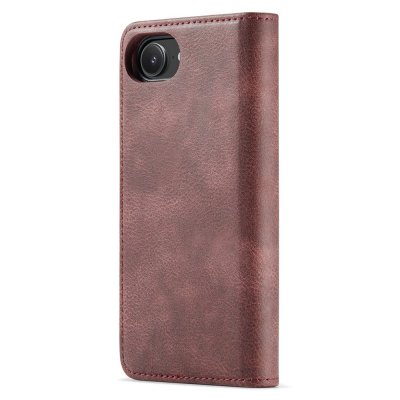 Röd baksida av iPhone 17e-fodral med kamerautskärning och magnetisk stängning.