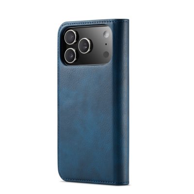 Baksida med kameraöppning – blå DG.MING wallet case till iPhone 17 Pro
