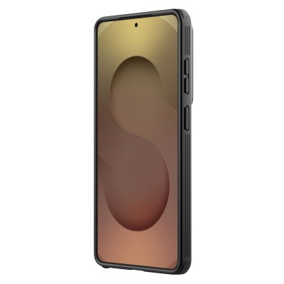 Framsida av Samsung Galaxy S26 Ultra med CamShield-skal från Nillkin