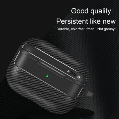 Närbild på transparent kolfiberstruktur i skyddsskal för AirPods Pro 3