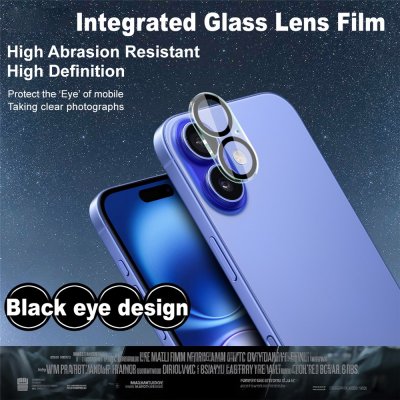 Närbild på Imak linsskydd i genomskinligt glas till iPhone 17 monterat på kamera