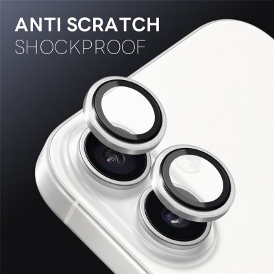 Närbild som visar rep- och stöttåligt silver linsskydd till iPhone 17 från NORTHJO