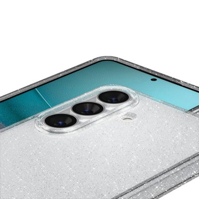 Närbild på kamerautskärning Spigen Liquid Crystal Glitter Clear Samsung Galaxy S26