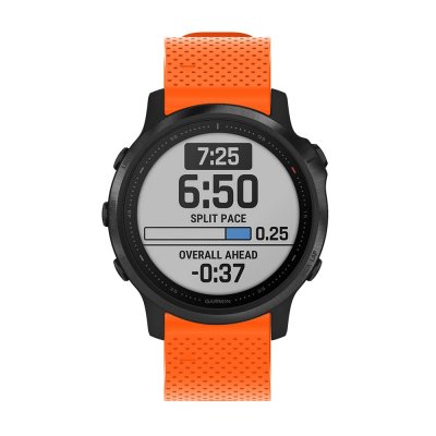 Garmin Fenix 8 43mm klocka med sportigt orange armband – displayvy