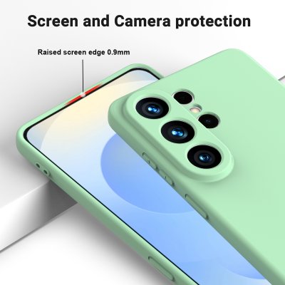 Närbild på grönt silikonskal till Galaxy S26 Ultra med mjuk yta