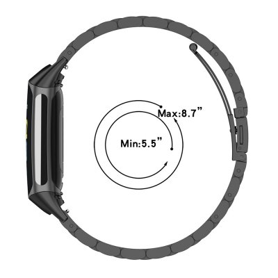 Illustration av hur titanarmbandet fästs på Fitbit Charge 5 med låsmekanism