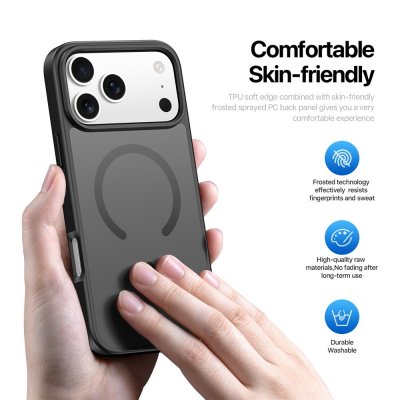 Hand håller i svart iPhone 17 Pro Max med Dux Ducis MagSafe-skal