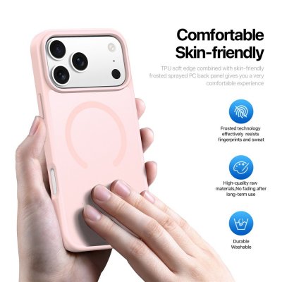Person håller i Dux Ducis Yind rosa skal till iPhone 17 Pro – bekvämt grepp och perfekt passform